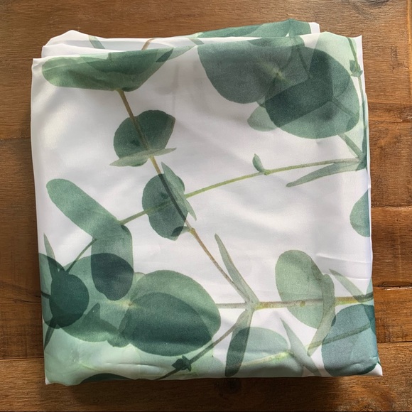 H&M Other - 🏠 [home] eucalyptus print shower curtain